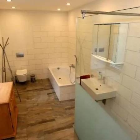 Lotus Hof Stallegg Löffingen