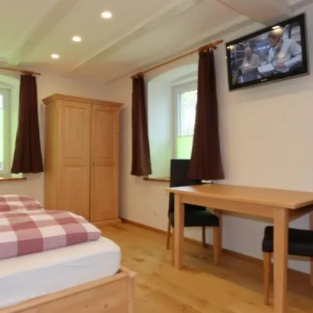 Lotus Hof Stallegg Löffingen