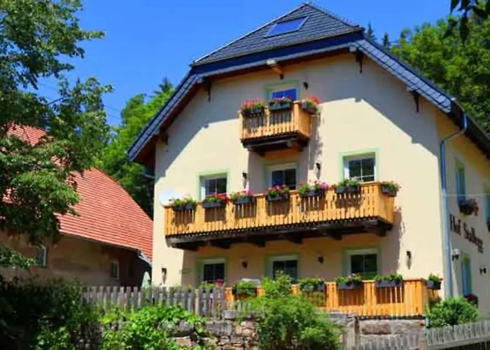 Lotus Hof Stallegg Löffingen